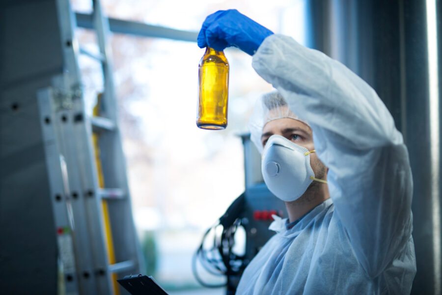 Capelas de Exaustão Química: Como Funcionam e Quando Utilizar em Processos Laboratoriais