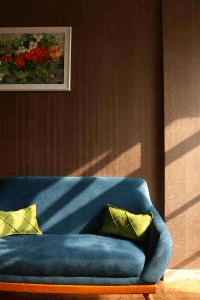 O retorno das cores aconchegantes: o que isso diz sobre o estilo atual de decoração